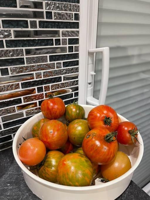 느베르 Une Maison Equipee Et Simple. 빌라 외부 사진