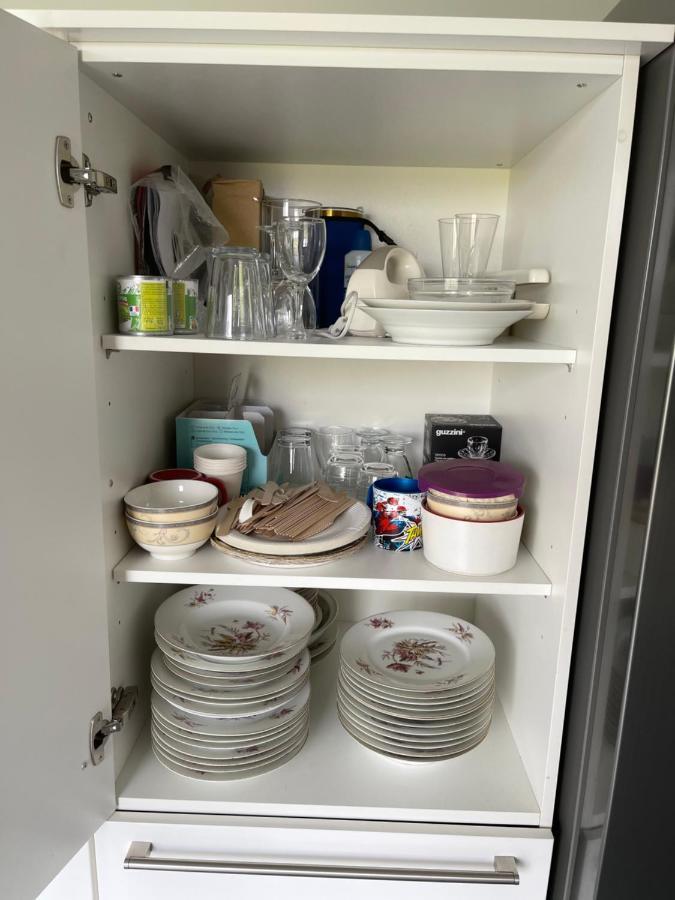 느베르 Une Maison Equipee Et Simple. 빌라 외부 사진