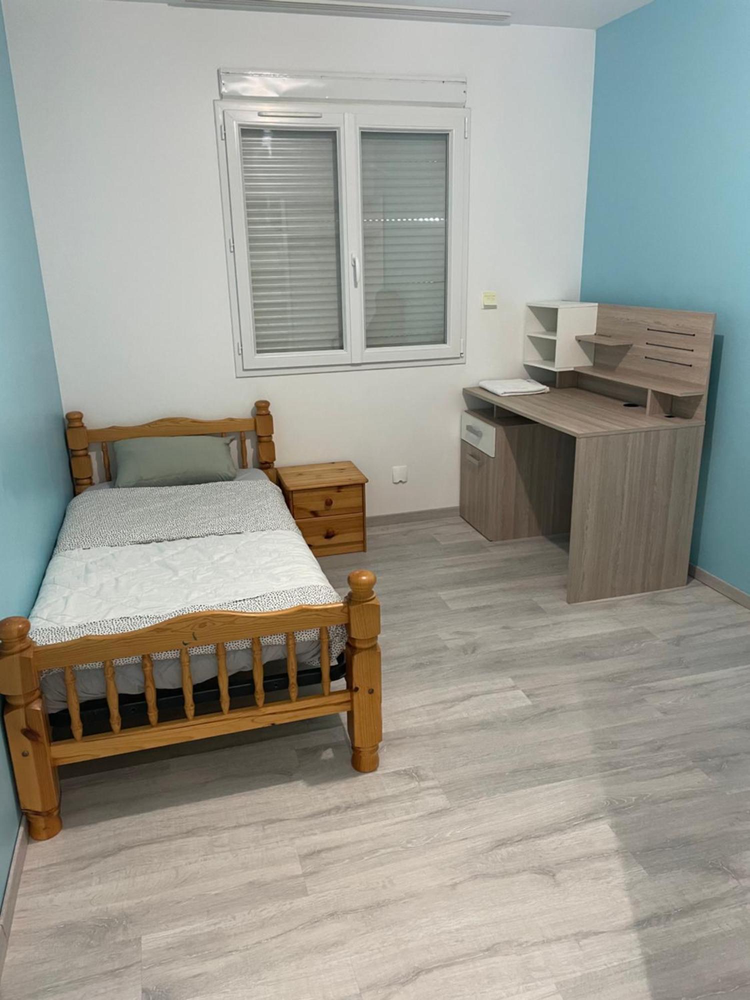 느베르 Une Maison Equipee Et Simple. 빌라 외부 사진